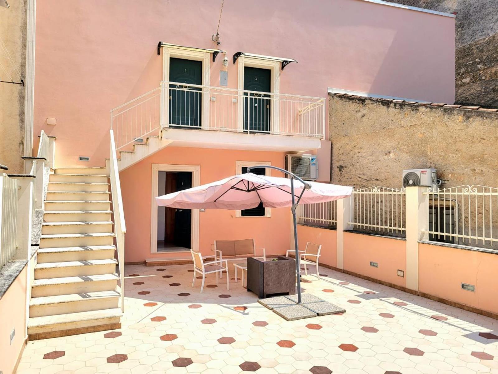 Appartamento Casa Graziella San Lucido Esterno foto